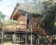 Hotel Bonamanzi Game Reserve (Hluhluwe, South Africa)