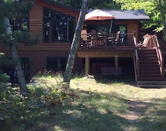 Tüm Ev/Apart Daire Beautiful Cabin Surrounded By Lake Views And Forest In The North Woods Of Wi (Solon Springs, ABD)