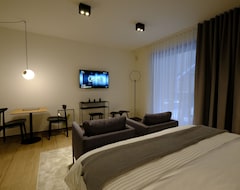 Hotel Qstay Good Living Apartments (Amberes, Bélgica)