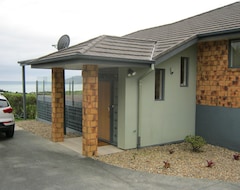 Toàn bộ căn nhà/căn hộ Panoramic Views To Doubtless Bay (Cable Bay, New Zealand)