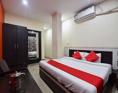 OYO 28027 Hotel Dhruv (Mandi, India)