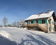 Koko talo/asunto Maison A La Campagne Avec Vue Imprenable.proche Cascades & Lacs.ideal En Famille (Bonlieu, Ranska)