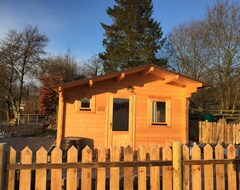 Tüm Ev/Apart Daire Cosy 1-bed Farm Stay Cabin (Chesterfield, Birleşik Krallık)