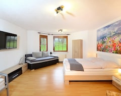 Căn hộ có phục vụ Apartment EuropaPark, Black Forest, Strasbourg 97sq (Offenburg, Đức)