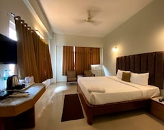 Hotel Earl Grey (Jorhat, India)
