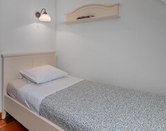Cijela kuća/apartman 2 Bedroom Accommodation In Frkasic (Udbina, Hrvatska)