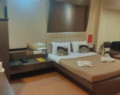 Khách sạn Saibaba International Hotel (Shirdi, Ấn Độ)