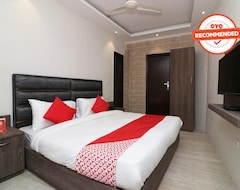 Oyo Flagship 48283 Hotel Madhurapuri (Kozhikode, Hindistan)