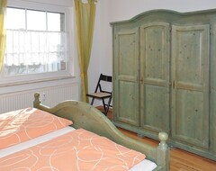 Tüm Ev/Apart Daire Komfortable 2-zimmer - Wohnung Im Obergeschoss Eines Landhauses (Ummanz, Almanya)
