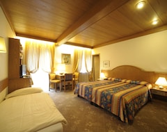Khách sạn Active Hotel Ancora (Predazzo, Ý)