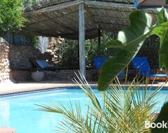 Hotel Amber Lagoon (Oudtshoorn, Južnoafrička Republika)
