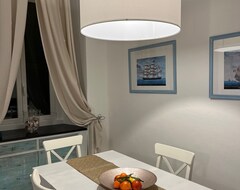 Casa/apartamento entero Rapallo: Elegante apartamento señorial con vistas al mar! Wi-Fi! (Rapallo, Italia)