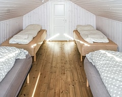 Hele huset/lejligheden 4 Bedroom Accommodation In Stordal (Stordal, Norge)