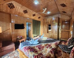 Hotel Behtereen resort (Srinagar, Indija)