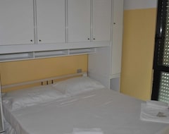 Khách sạn Residence Nettuno (Campomarino, Ý)