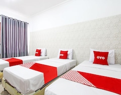 Khách sạn Oyo 93011 Hotel Griya Lestari Pati 2 (Pati, Indonesia)