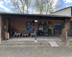 Cijela kuća/apartman Historical Primary School, 4-20 Pers, Sauna, Hot Tubs, Pool, 2 Kickers, 2 Fireplaces (Schuld, Njemačka)