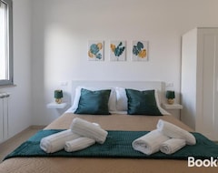 Bed & Breakfast Smilax - Hydruntum Holiday Rooms (Otranto, Italija)