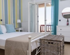 Hotel Beautiful 4-bed House With Private Pool In Naxos (Stelida, Grækenland)