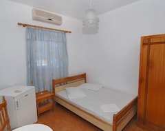 Hotel Mary Rooms (Perivolos, Grčka)