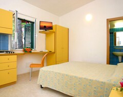 Hotel Gattarella Family Resort - Self-catering Accommodations In The Pinewood (Vieste, Italija)