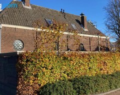 Toàn bộ căn nhà/căn hộ Koetshuis Aan Het Water 3 Bedroom Villa (Leidschendam, Hà Lan)