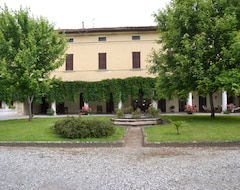 Toàn bộ căn nhà/căn hộ Villa Ferrazzi, 7 Bed Villa, 40 Minutes From Lake Garda (San Gervasio Bresciano, Ý)