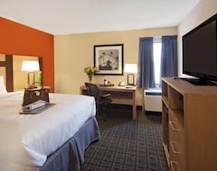 Hotel Canadas Best Value Inn Toronto (Toronto, Canada)