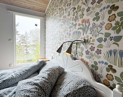 Hele huset/lejligheden Cozy Cottage In A Beautiful Setting By The Abyfjorden-brastad (Brastad, Sverige)