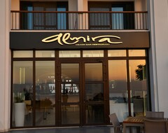 Khách sạn Porto & Almira Beach (Sweimeh, Jordan)