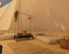 Khu cắm trại Camping La Zarapica - Palacios Del Sil (Palacios del Sil, Tây Ban Nha)
