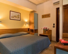 Khách sạn Hotel Vello d'Oro (Taormina, Ý)