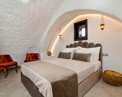 Hotel April Medieval Guesthouse (Rodas, Grecia)