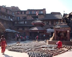 Khách sạn Khwapa Chhen Restaurant And Guest House (Bhaktapur, Nepal)