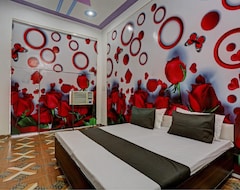 Khách sạn Oyo Flagship Hotel Red Rose (Gurgaon, Ấn Độ)