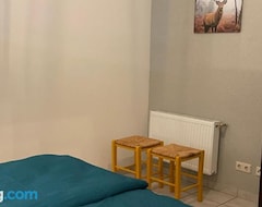 Tüm Ev/Apart Daire Naturnahes, Neu Eingerichtetes Apartment Mit 1 Schlafzimmer (Neu Gaarz, Almanya)