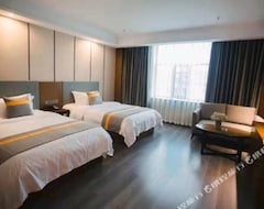 Wenxin 99 Business Hotel (Yichun Shanggao) (Gao'an, China)