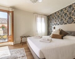 Grifoni Boutique Hotel (Venice, Italy)