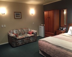 Khách sạn Lake Roxburgh Lodge (Roxburgh, New Zealand)