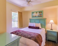 Resort Sunset Vistas Beachfront Suites (Treasure Island, ABD)