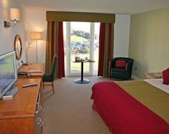 Khách sạn Towers Hotel & Spa (Swansea, Vương quốc Anh)