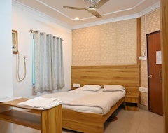 Hotel Priyanka International (Asansol, Indija)
