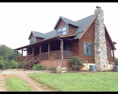 Entire House / Apartment Mill Hill Farm, Luxury Log Home With Stabling Near Tryon Equestrian Center. (Mill Spring, USA)