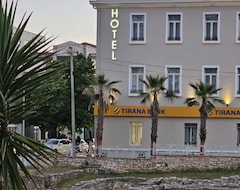 Khách sạn Heiress Hotel (Saranda, Albania)
