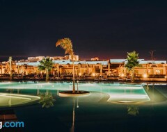 Khách sạn Reef Oasis Suakin Resort (Marsa Alam, Ai Cập)