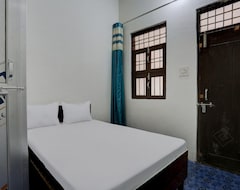 Khách sạn OYO Amit Hotel (Jind, Ấn Độ)