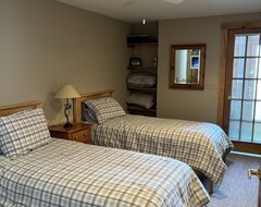 Toàn bộ căn nhà/căn hộ Jay Peak Resort - Luxury Ski-in/ski-out - 5 Bedroom, 4 Bath End Unit Townhouse (Jay, Hoa Kỳ)