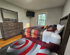 Cijela kuća/apartman Gorgeous Model Single Family Home, Fully Renovated And Ready For You. (Newport News, Sjedinjene Američke Države)