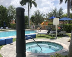 Khách sạn Coral Gables By Vacationdistrict (Miami, Hoa Kỳ)