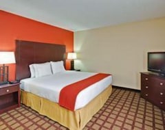 Otel Holiday Inn Express & Suites Chicago-Algonquin (Algonquin, ABD)